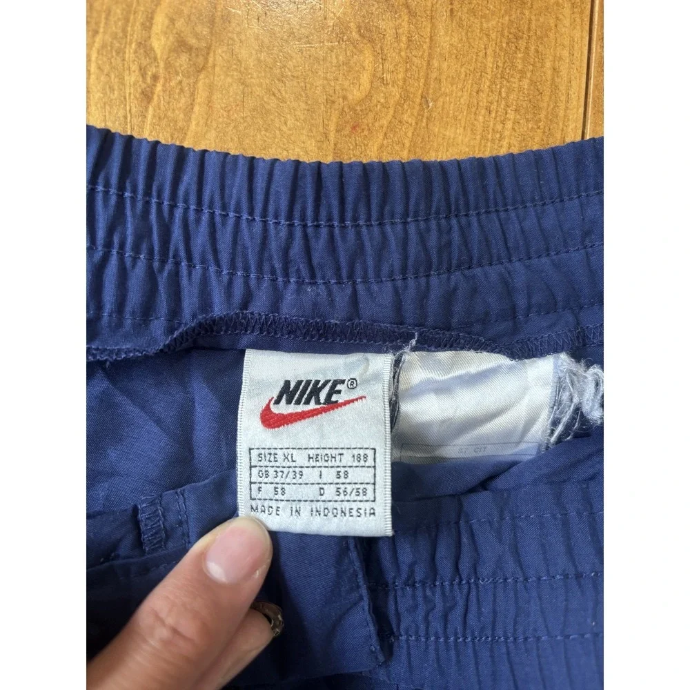 Vintage Nike Men's XL Navy Blue Activewear Shorts Elastic Waist Drawstring